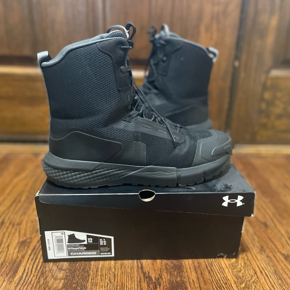 Under Armour Men's Charged Valsetz Military and Tactical Boot Black